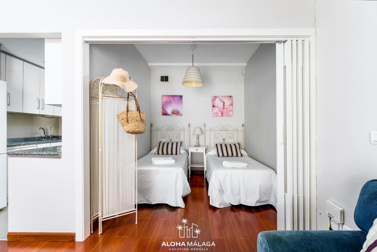 Torremolinos Beachfront 202 By Alohamalaga Εξωτερικό φωτογραφία