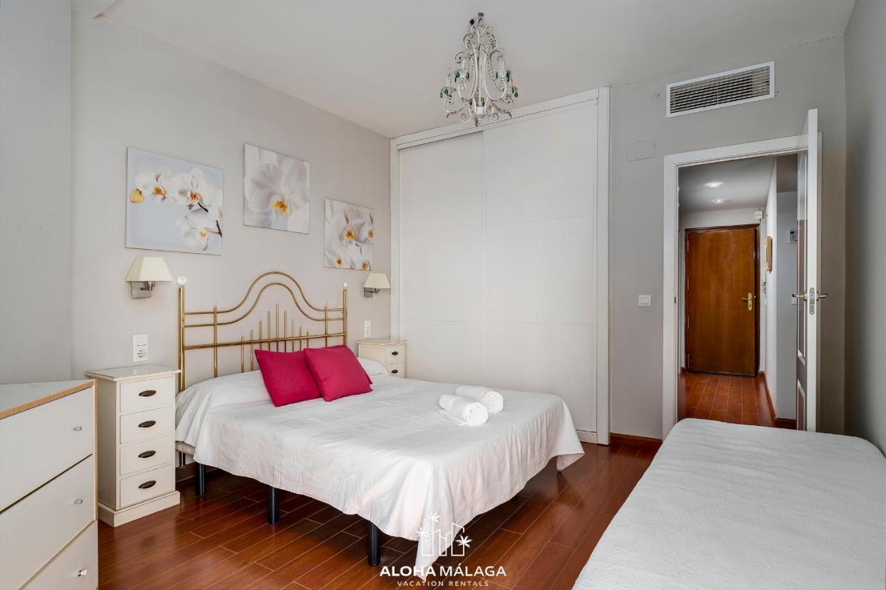 Torremolinos Beachfront 202 By Alohamalaga Εξωτερικό φωτογραφία